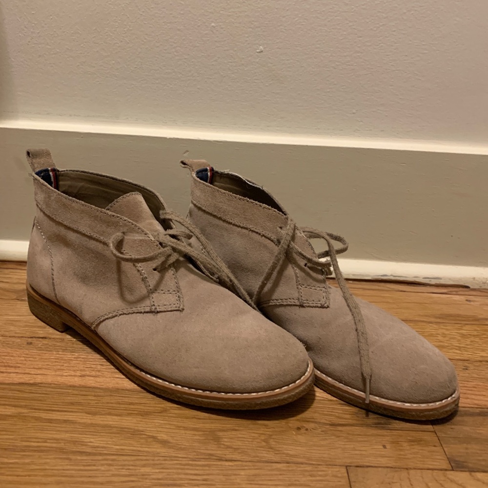 Tommy Hilfiger Women's Suede Ankle Booties in Light Taupe